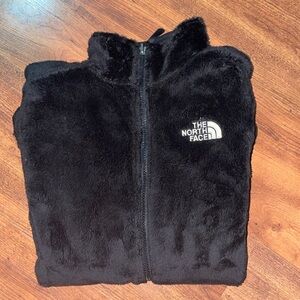 Women’s small full zip up. Good condition and still fluffy!
